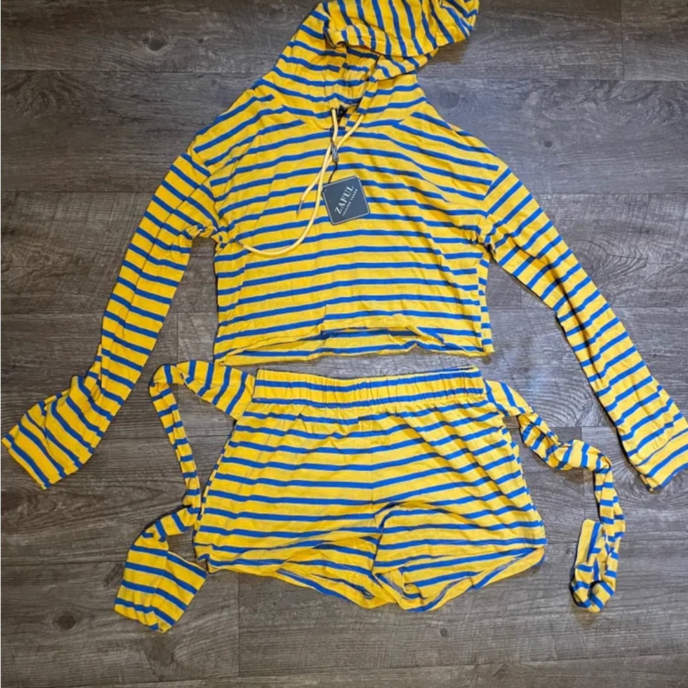 ZAFUL Yellow and Blue Stripped Short Set